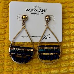 Park Lane Juniper earrings-NWT. Blue and gold